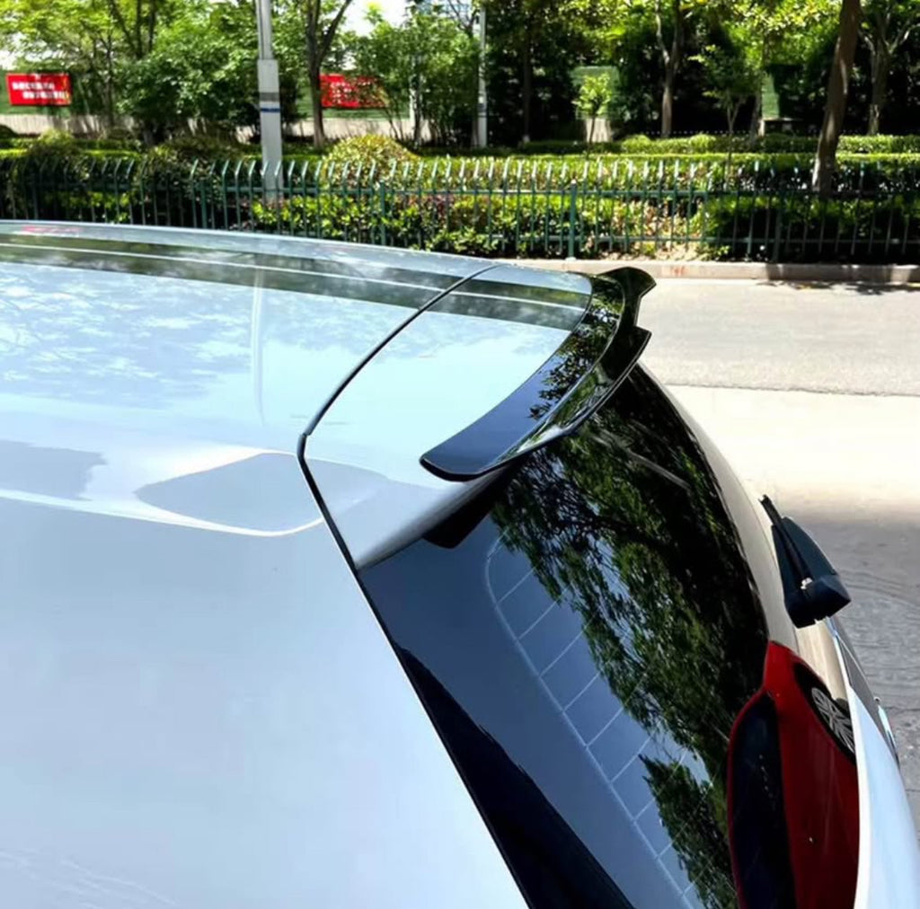 Aileron de coffre compatible Volkswagen Golf Mk7 et Mk7.5 (2014-2019)